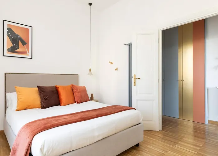 Ych-charming Near San Giovanni Appartement